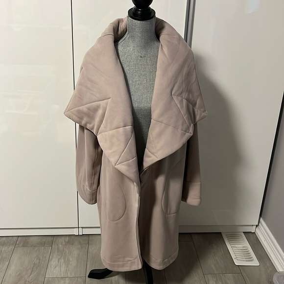 BAGATELLE NWOT Quilted Drape Open Cardigan Jacket, Size M/L - Picture 3 of 13